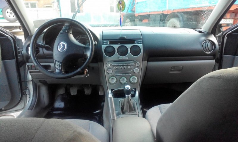 Mazda 6 2004
