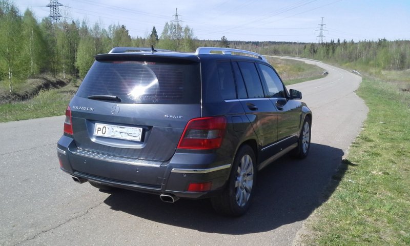 Mercedes-Benz  2010