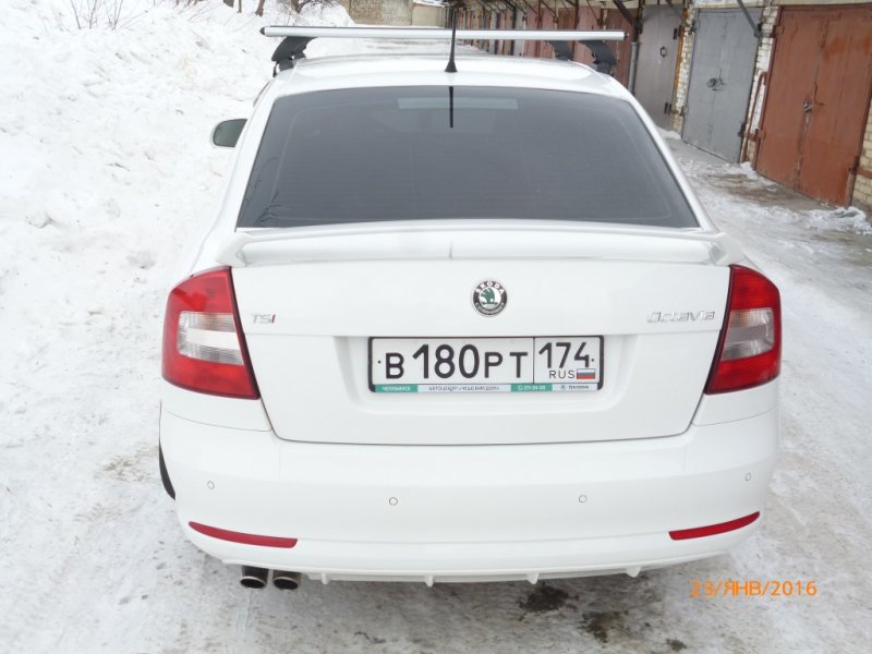 SKODA Octavia 2012