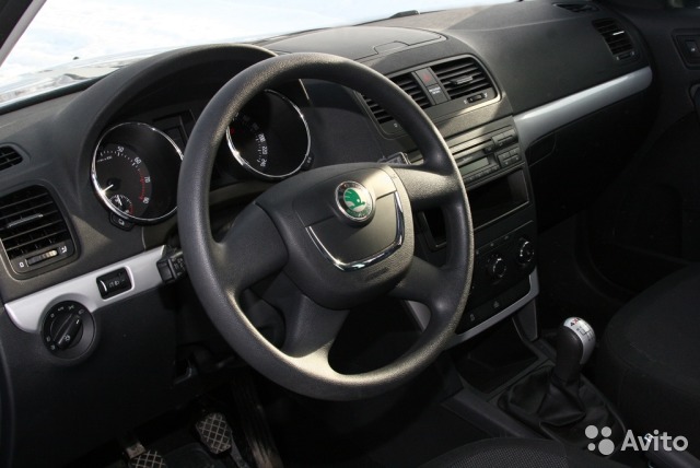 SKODA Yeti 2012