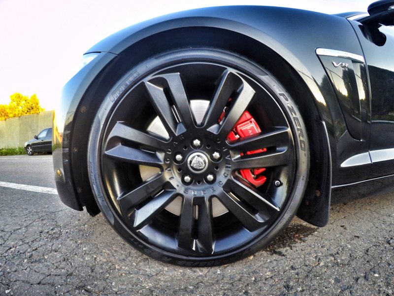 Jaguar XFR 2012
