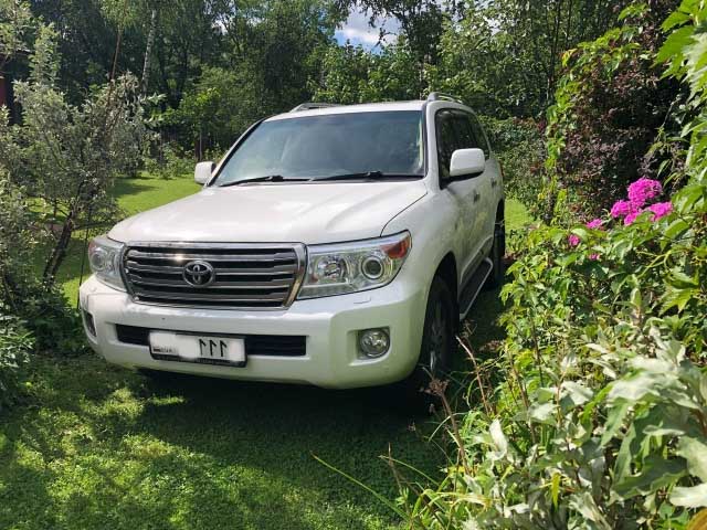 Toyota Land Cruiser 2012