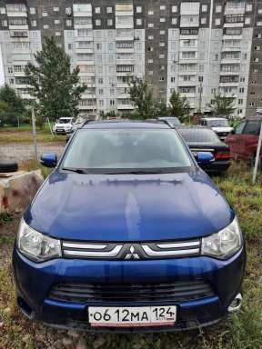 Mitsubishi Outlander 2013