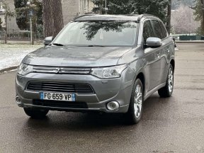 Mitsubishi Outlander 2014