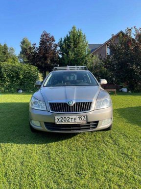 SKODA Octavia 2012