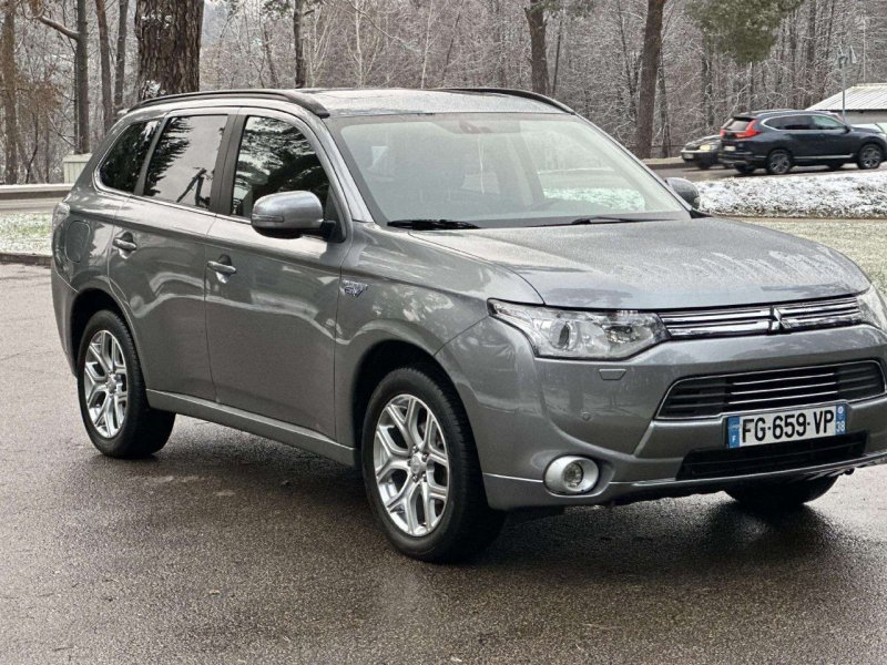 Mitsubishi Outlander 2014