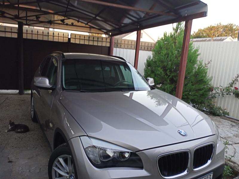 BMW X1 2012