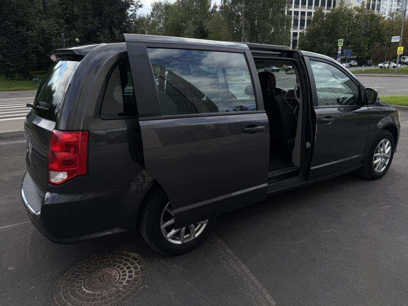 Dodge Caravan 2019