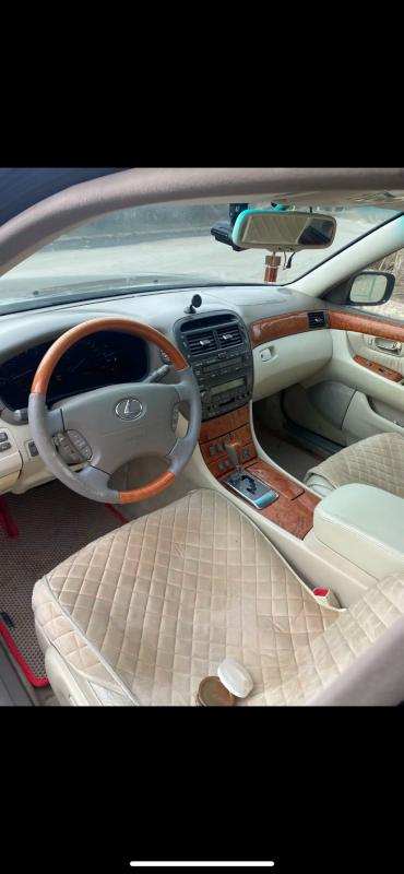 Lexus LS 2005