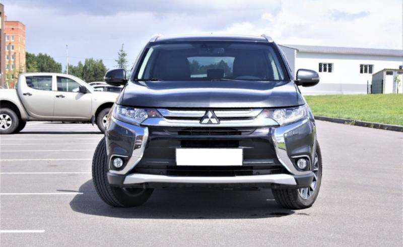 Mitsubishi Outlander 2015