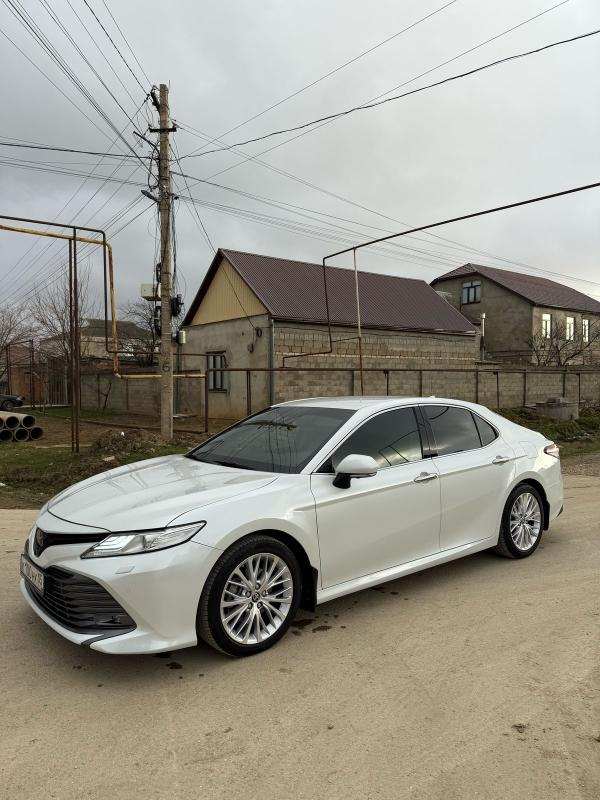 Toyota Camry 2020