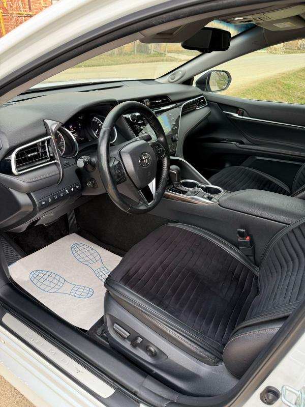 Toyota Camry 2020