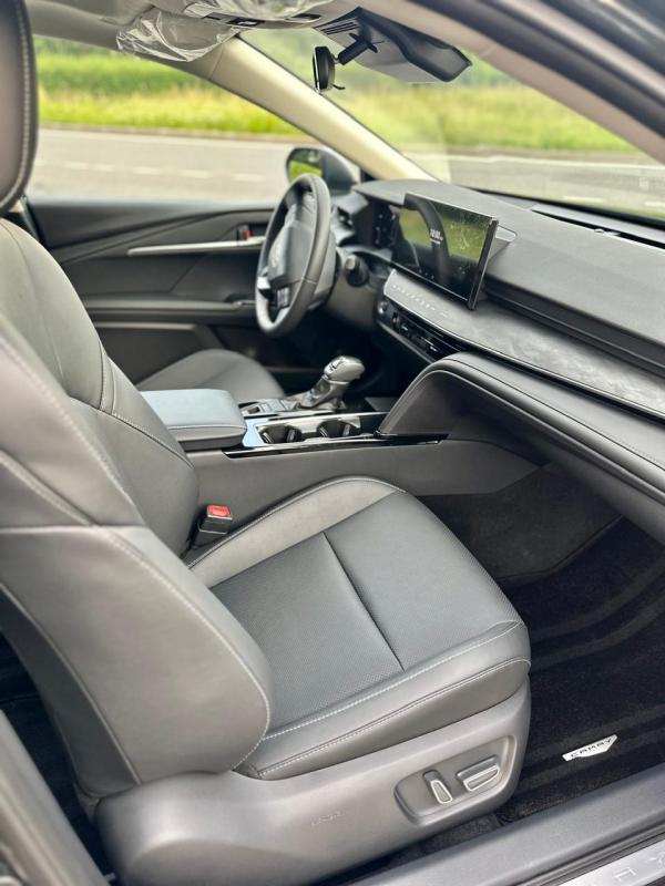 Toyota Camry 2024