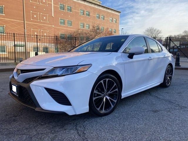 Toyota Camry 2018