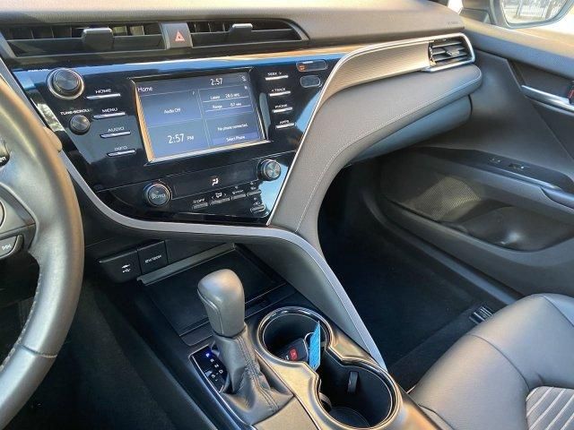 Toyota Camry 2018