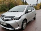 Продаю toyota vitz недорого